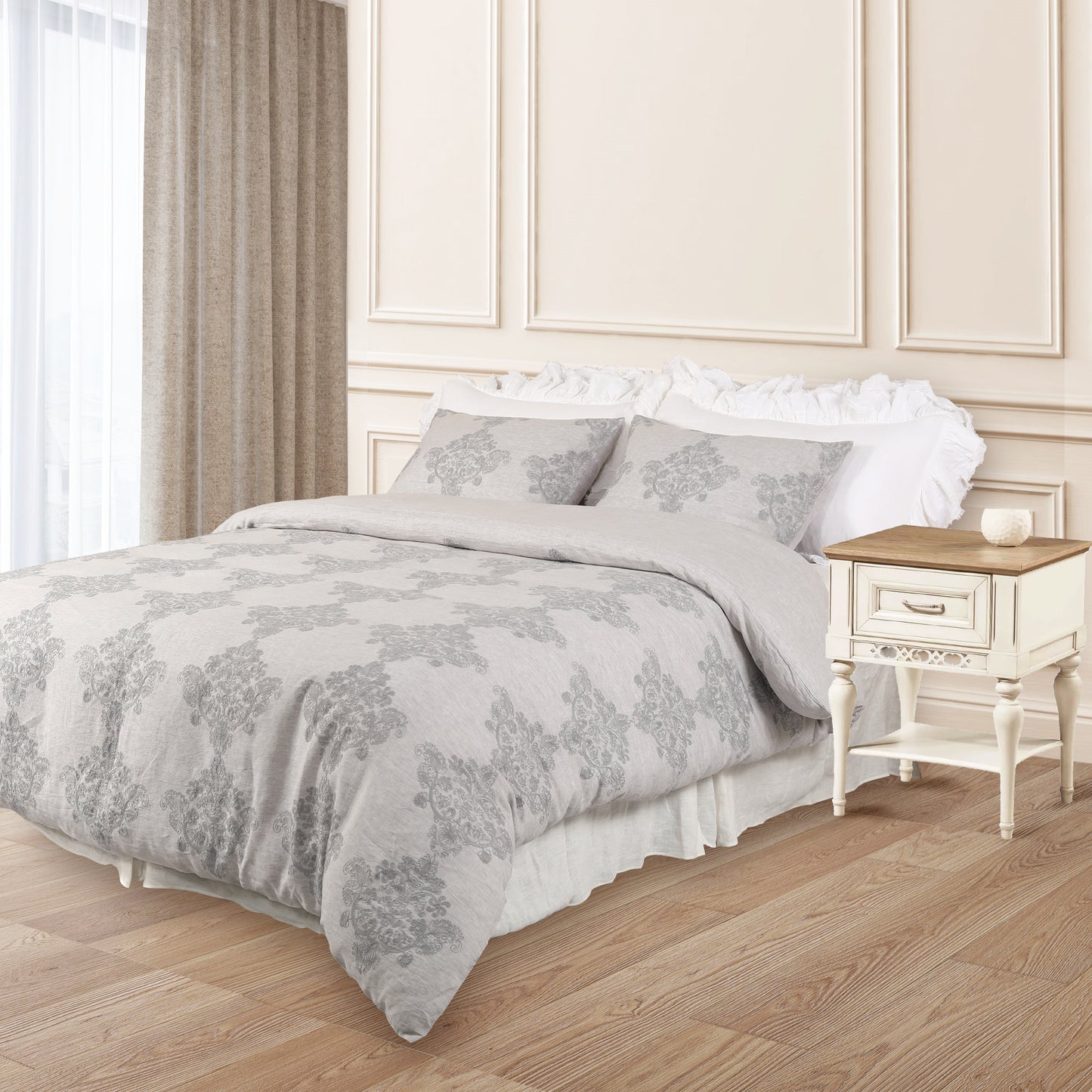 Bedding and Sheets in Elegant Arrangement