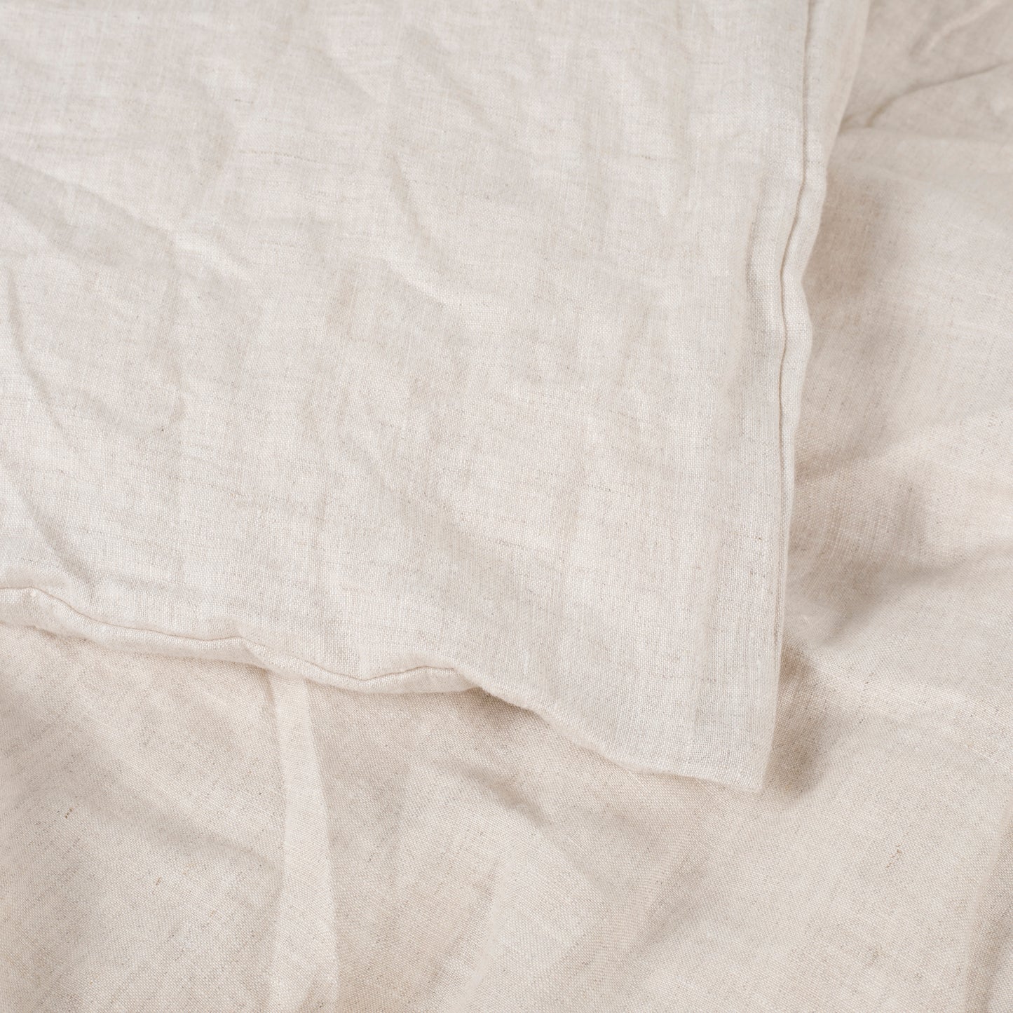 Basic Linen Duvet Cover, Linen Bedding, Duvet Cover Set, Natural Linen, Soft Duvet Cover, Queen Duvet Cover, King Duvet Cover, Twin Duvet Cover, Breathable Linen, Comfortable Bedding, Easy-care Duvet Cover, Bedroom Essentials, Bedding Basics, Durable Duvet Cover, Elegant Bedding, Neutral Duvet Cover, Cozy Linen, Minimalist Bedding, Lightweight Duvet Cover, Plain Linen Cover,