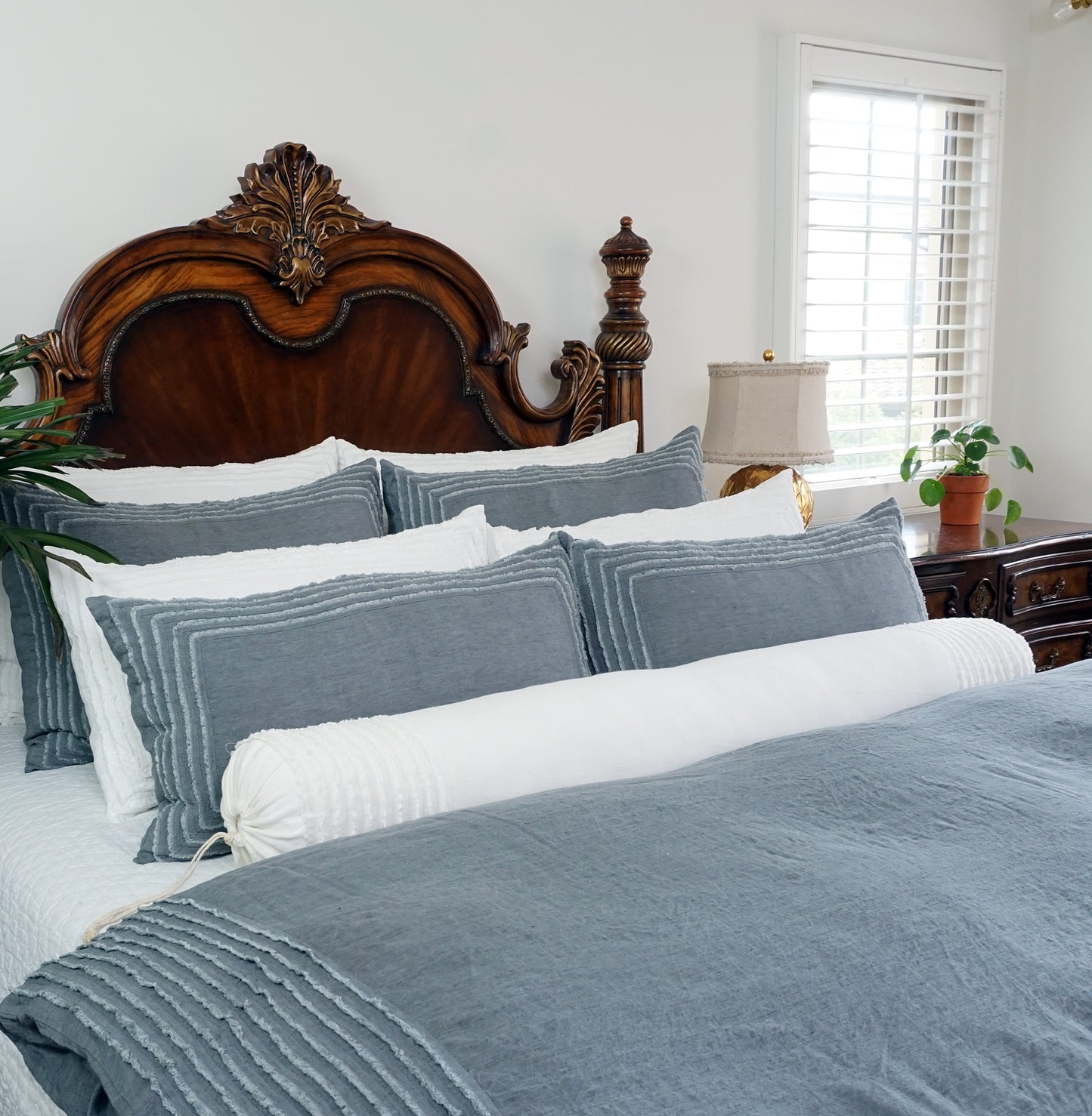 Peyton Linen Duvet Cover, Linen Bedding, Luxury Duvet Cover, Soft Duvet Cover, Queen Duvet Cover, King Duvet Cover, Twin Duvet Cover, High-Quality Duvet, Breathable Linen, Comfortable Bedding, Elegant Duvet Cover, Durable Linen, Bedroom Essentials, Modern Bedding, Cozy Duvet Cover, Stylish Bedding, Natural Linen, Easy-Care Duvet, Premium Duvet Cover, Home Decor.