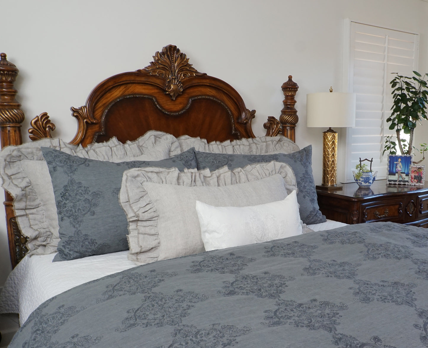 Buy linen duvet cover queen for luxurious bedding